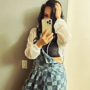 Meet your Posher, Robin